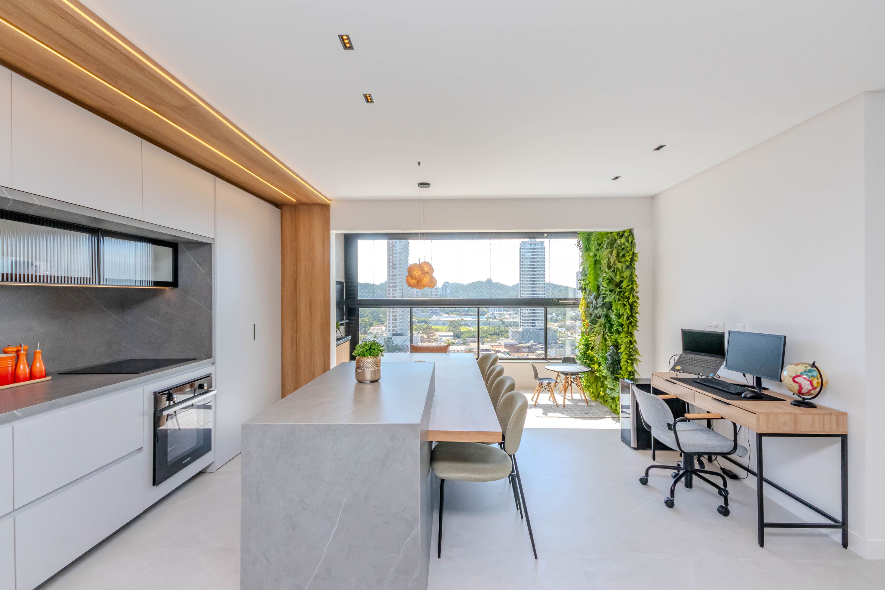 Apartamento 2 suítes · Praia Brava